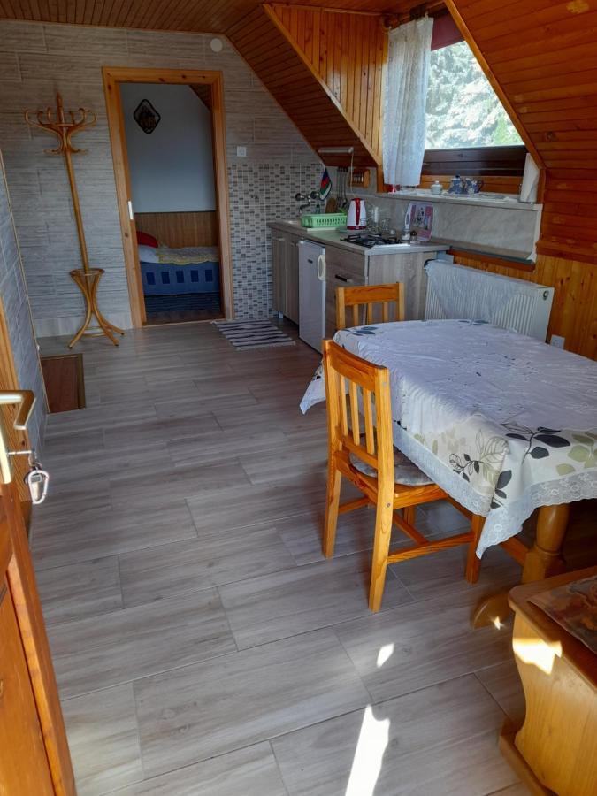 Harmonia Vendeghaz 100 Meterre Az Igali Gyogyfuerdotol Apartment ภายนอก รูปภาพ